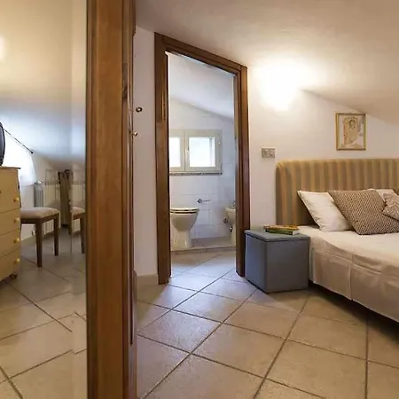 Galatea Con Giardino Per 8 Persone Vicino Con 4 Villa