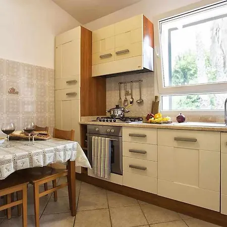 Galatea Con Giardino Per 8 Persone Vicino Con 4 אלגהרו