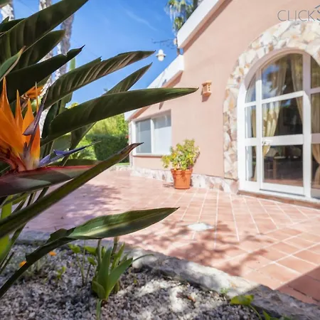 Villa Galatea Con Giardino Per 8 Persone Vicino Con 4