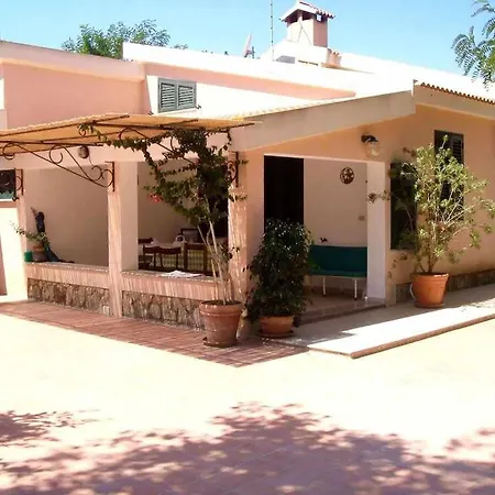 Villa Galatea Con Giardino Per 8 Persone Vicino Con 4 Alghero