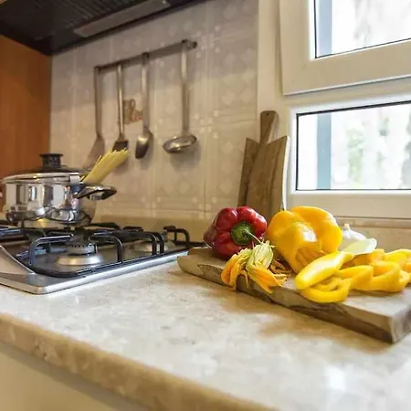 Galatea Con Giardino Per 8 Persone Vicino Con 4