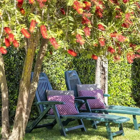 Galatea Con Giardino Per 8 Persone Vicino Con 4